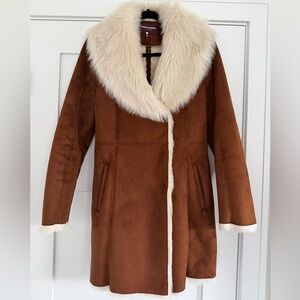 Johnston & Murphy Brown Trench Coat with Cream Faux Fur Trim